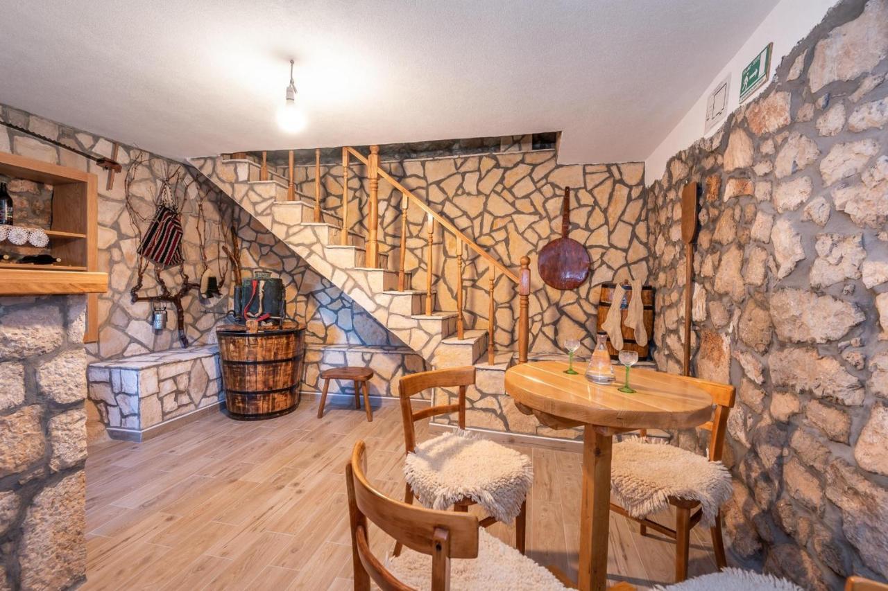 Villa Lazini Dvori Stasevica 외부 사진